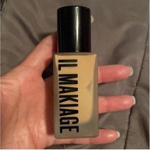 BRAND NEW Il Makiage Woke Up Like This Foundation, 075